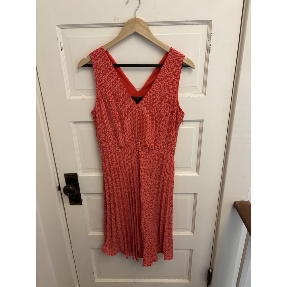 Banana Republic Women's Red Dress Sleeveless V Neck Pleated Dress Size 4